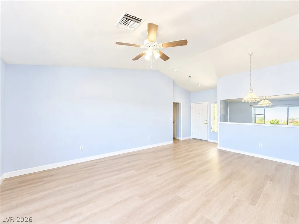 10924 Button Willow Drive — photo 5
