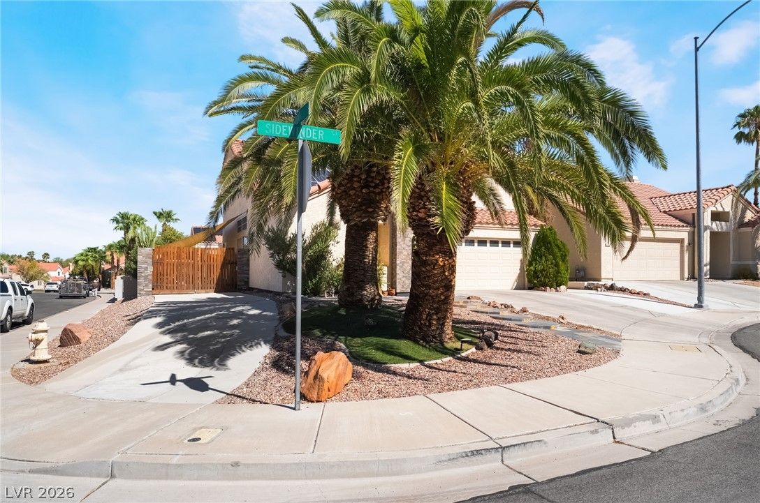 1715 Sidewinder Court — photo 4 of 44