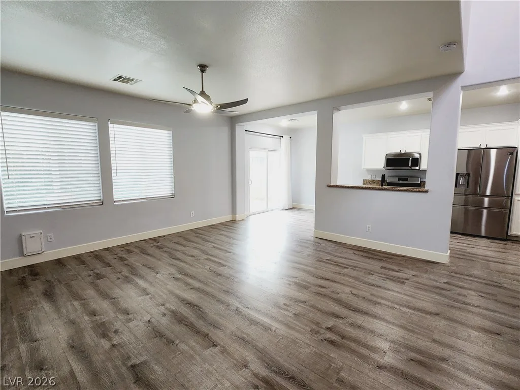 9715 Wailings Avenue — photo 4
