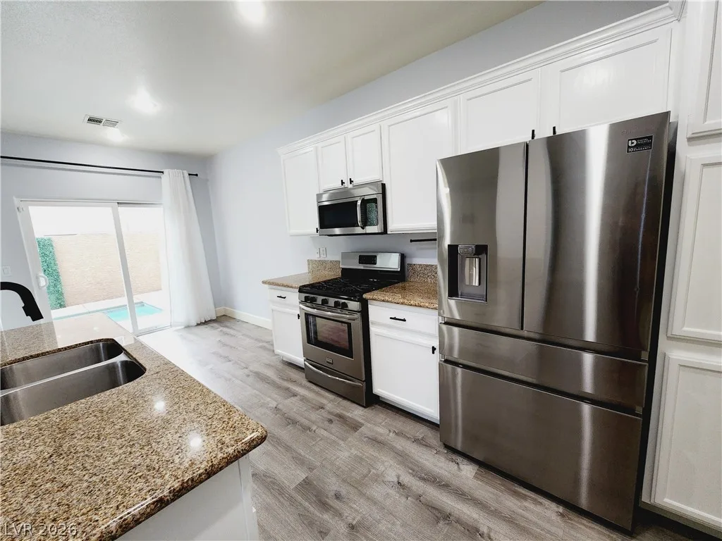 9715 Wailings Avenue — photo 5