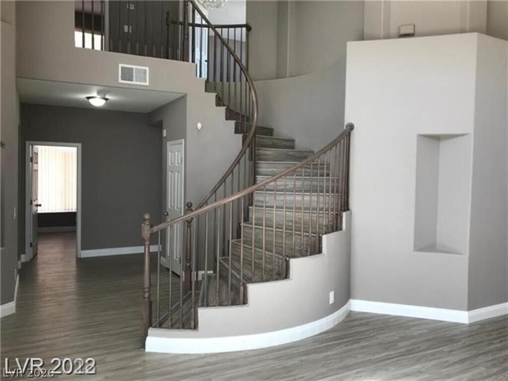 8824 West Katie Avenue — photo 2