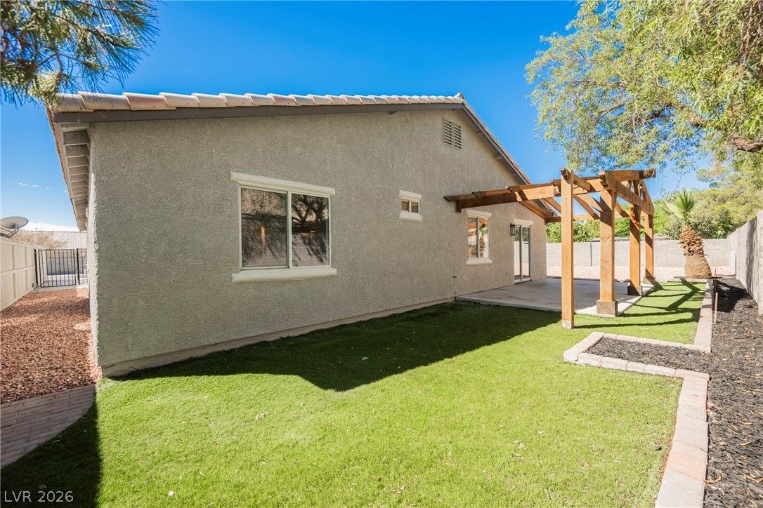 4022 Dripping Springs Avenue — photo 4