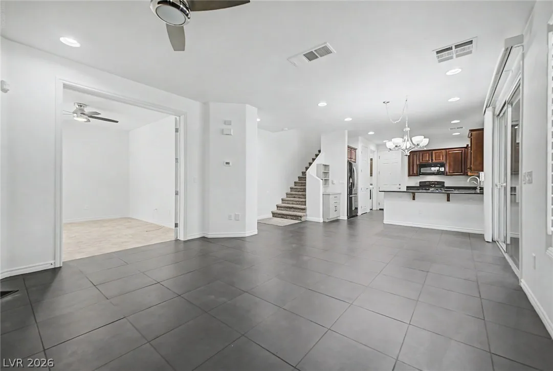 2435 Cordoba Bluff Court — photo 4
