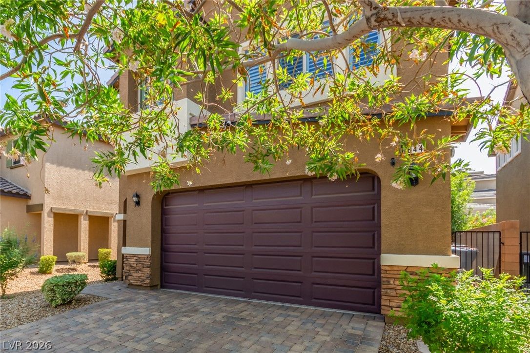 6644 Seahorse Reef Street — photo 2
