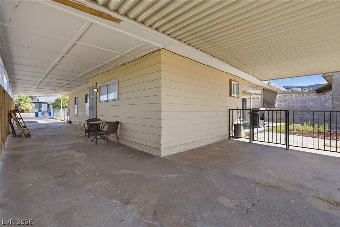 142 Magnesium Street — photo 4 of 25