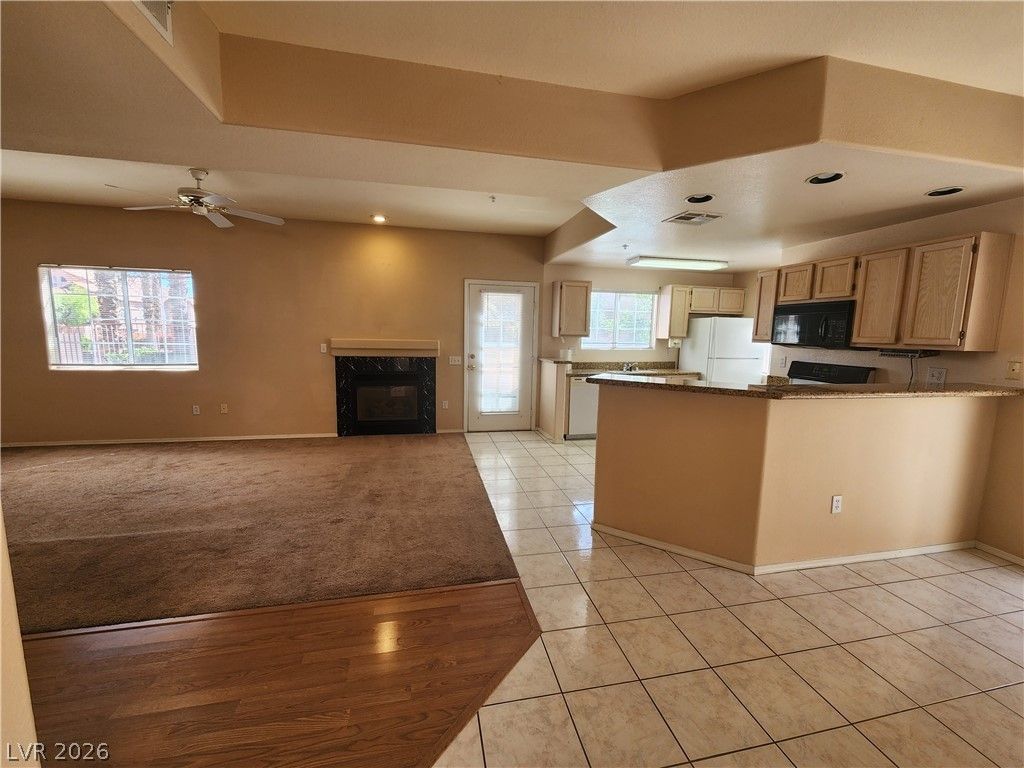 2925 Wigwam Parkway 1612 — photo 4