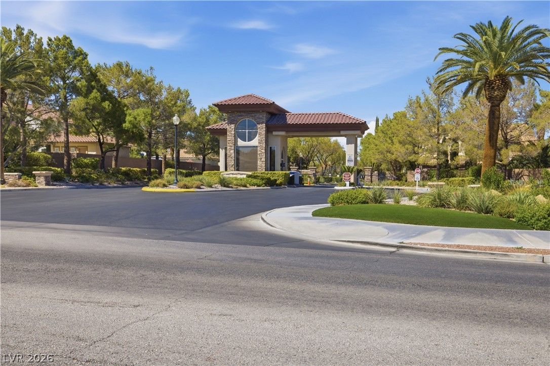 5148 Villa Vecchio Court — photo 2