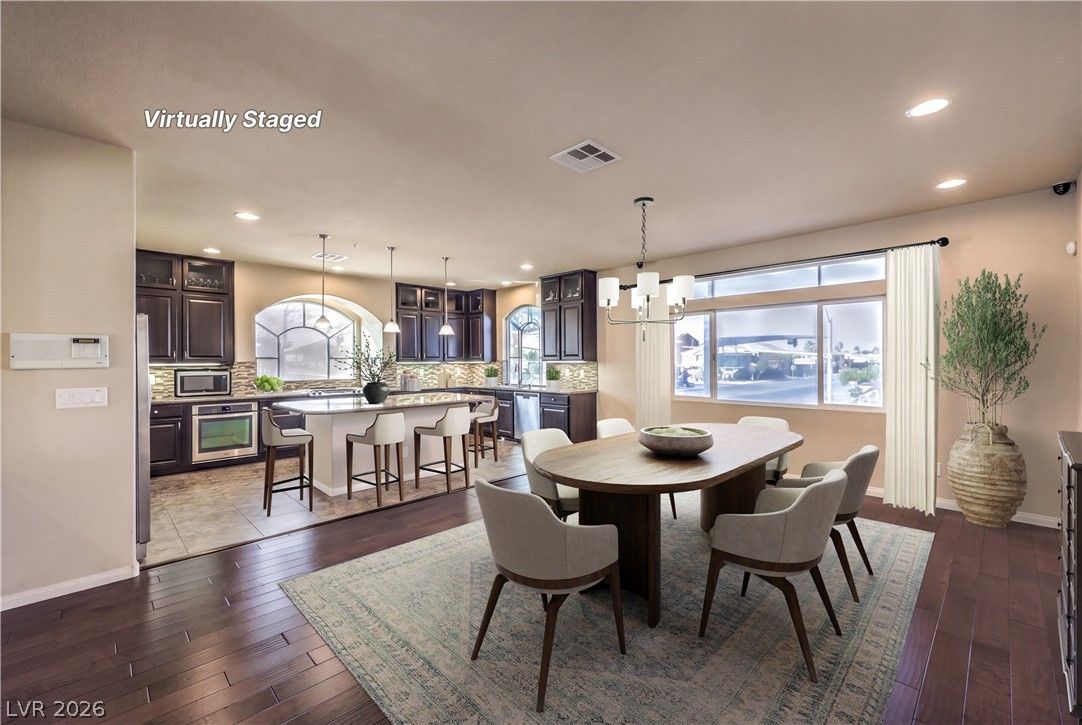 5490 Tulip Hill Avenue — photo 2