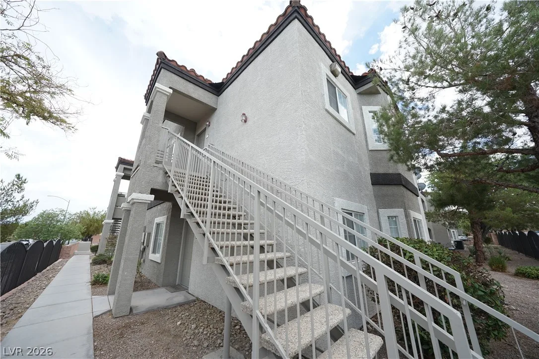 6160 Rumrill Street 205 — photo 3