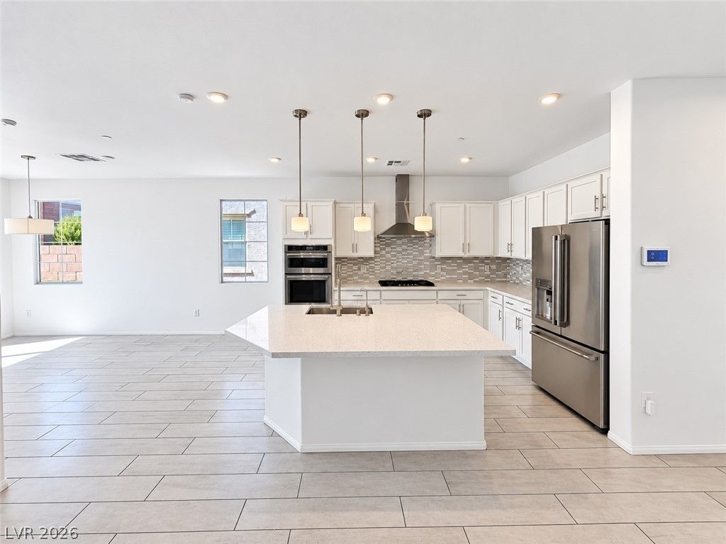 1033 Huckburn Avenue — photo 4
