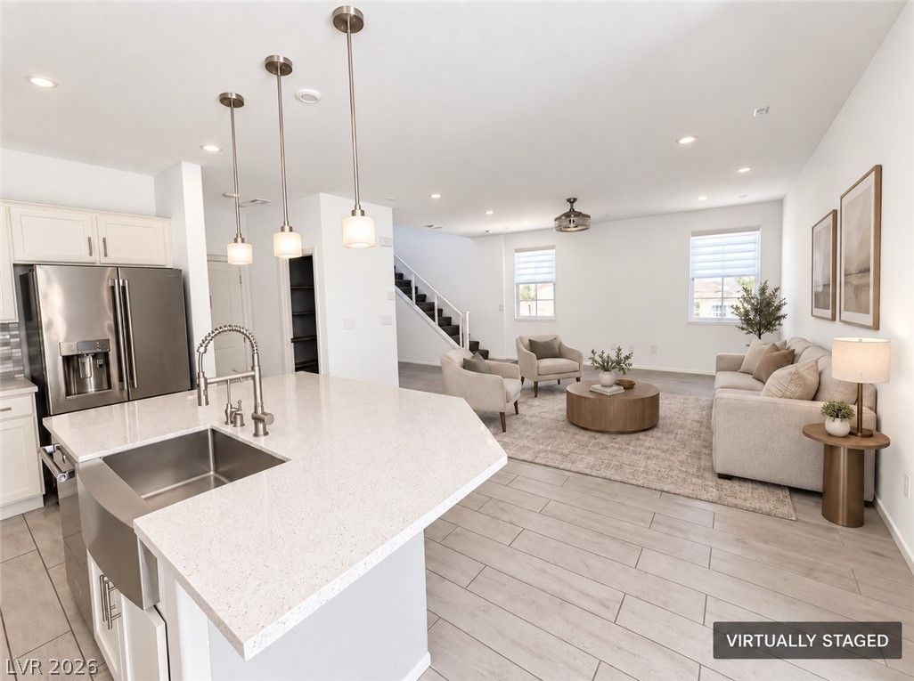 1033 Huckburn Avenue — photo 5