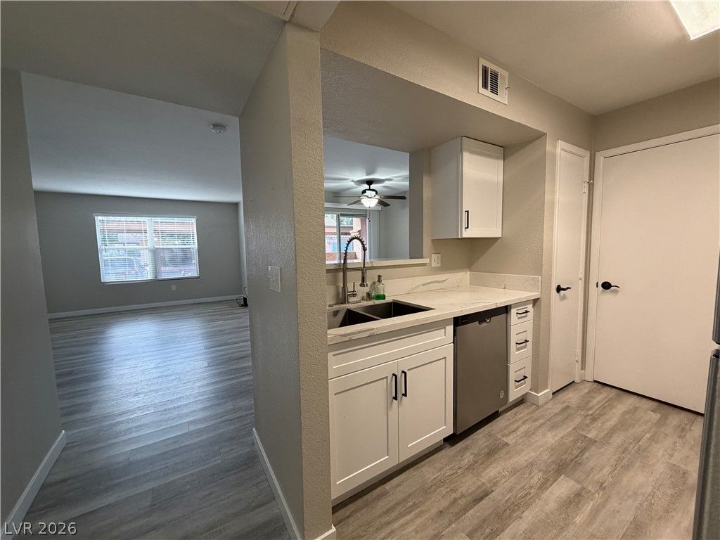 1150 North Buffalo Drive 1055 — photo 1
