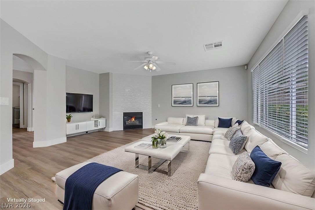 1608 Calle Montery Street — photo 4