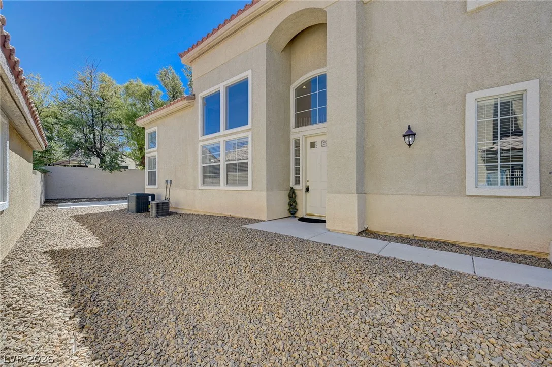 1336 Fox Acres Drive — photo 3