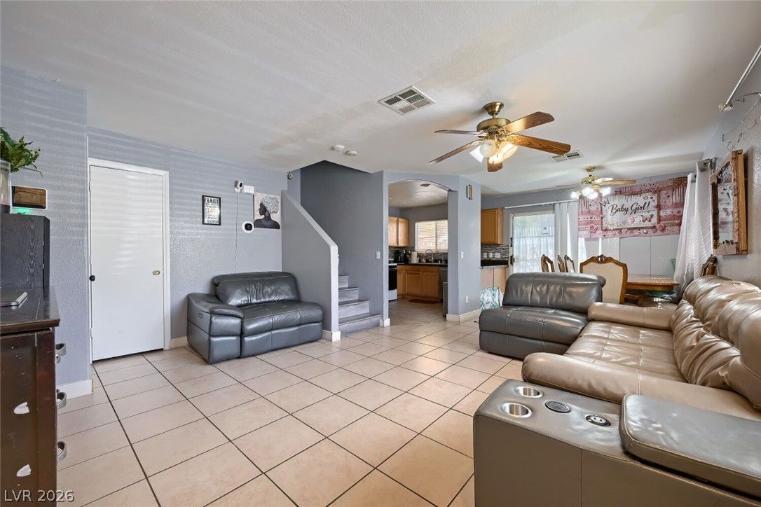 3368 Dragon Fly Street — photo 5