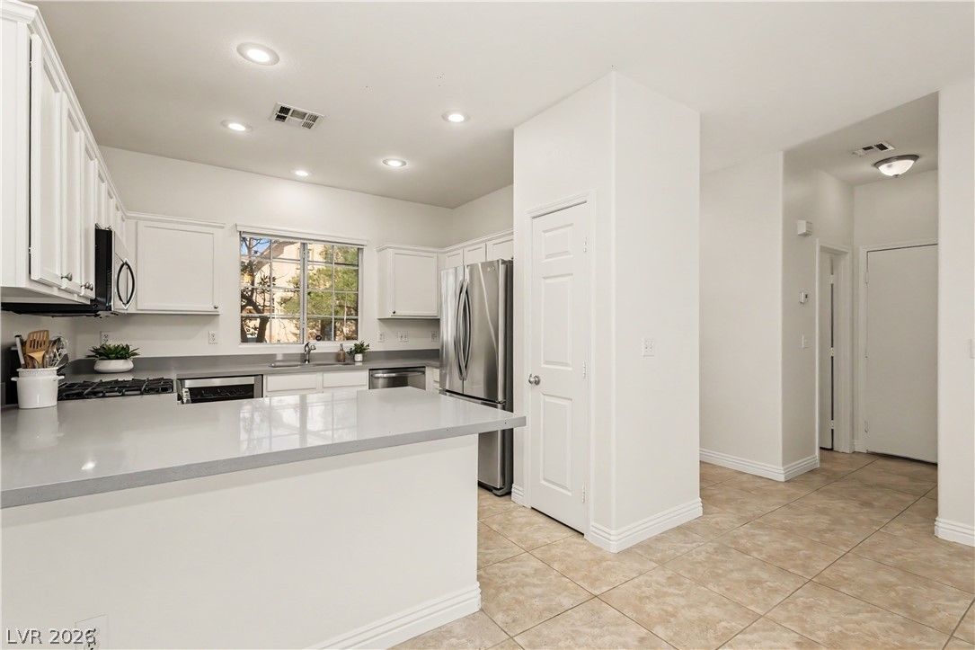 2628 Good Fellows Street — photo 4