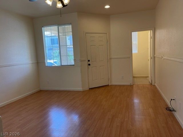 1324 Oak Village Avenue — photo 4 of 21