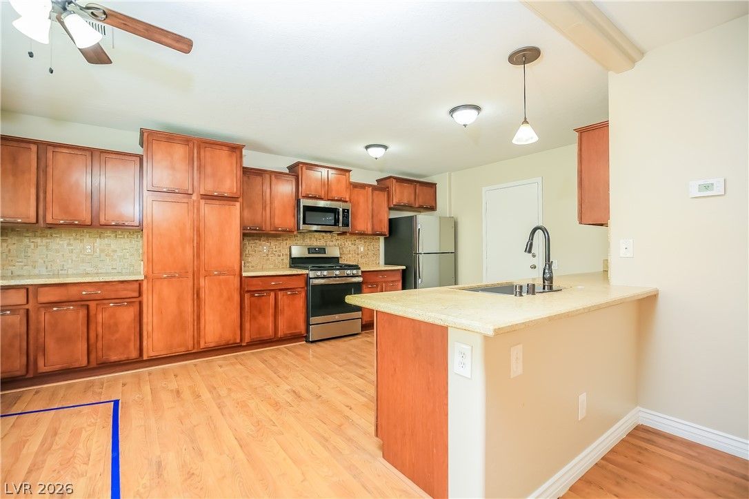 9108 Tolford Avenue — photo 3