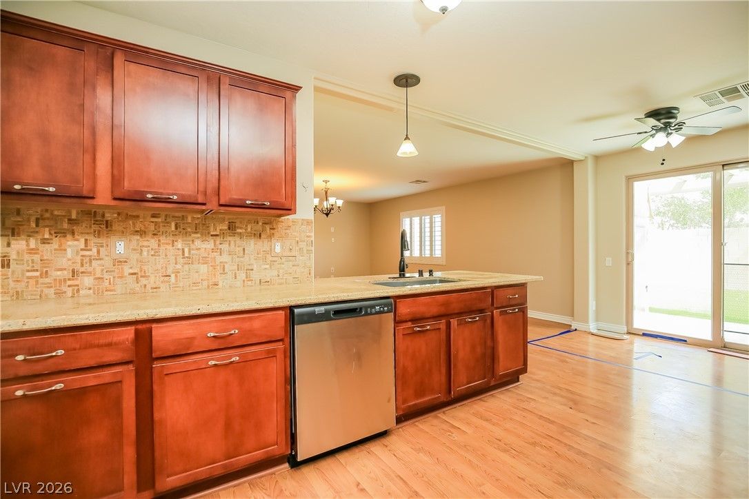9108 Tolford Avenue — photo 4