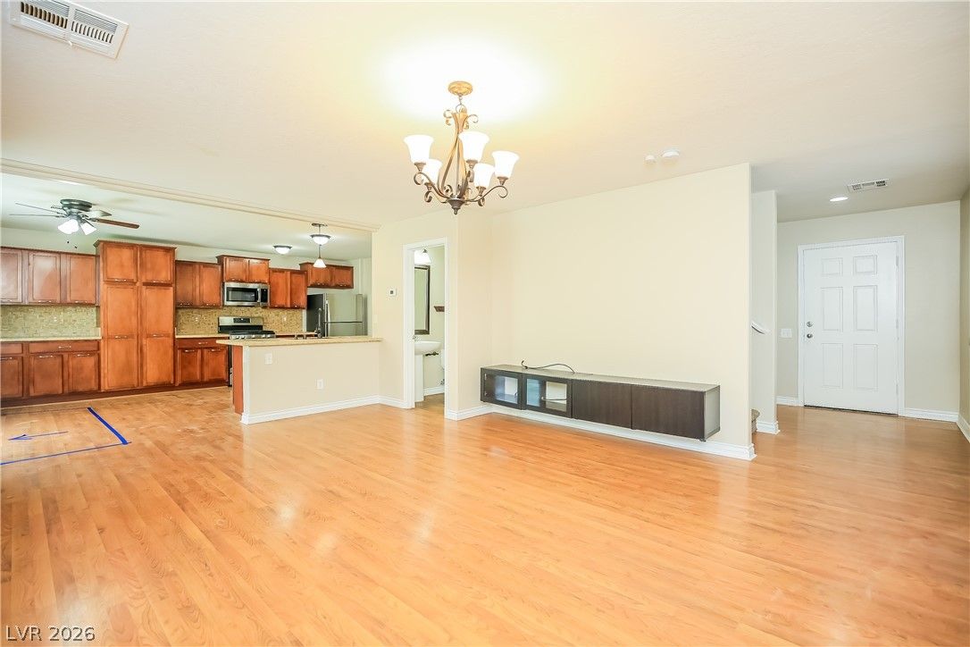 9108 Tolford Avenue — photo 5