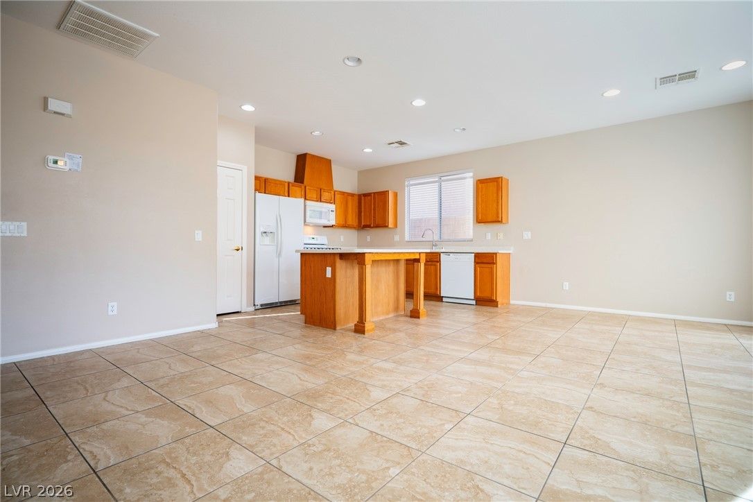 1022 PECOS RIVER Avenue — photo 5