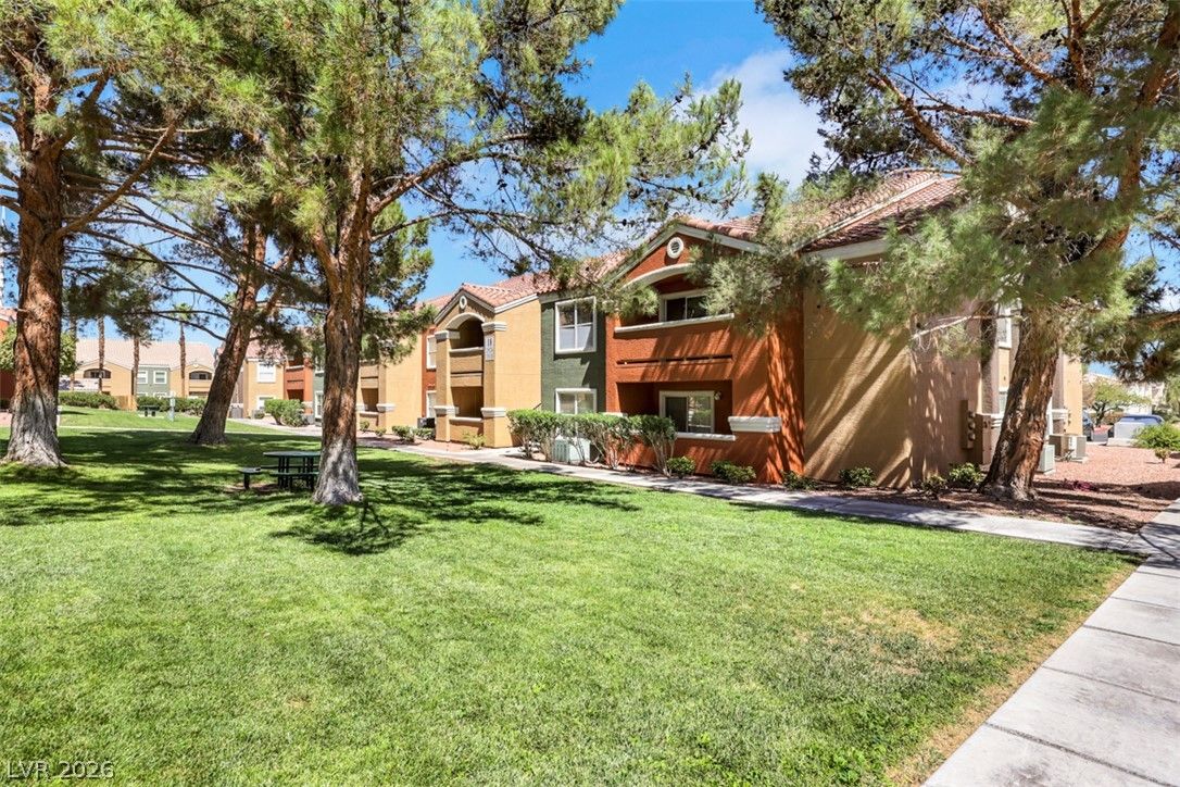 8101 West Flamingo Road 2136 — photo 3