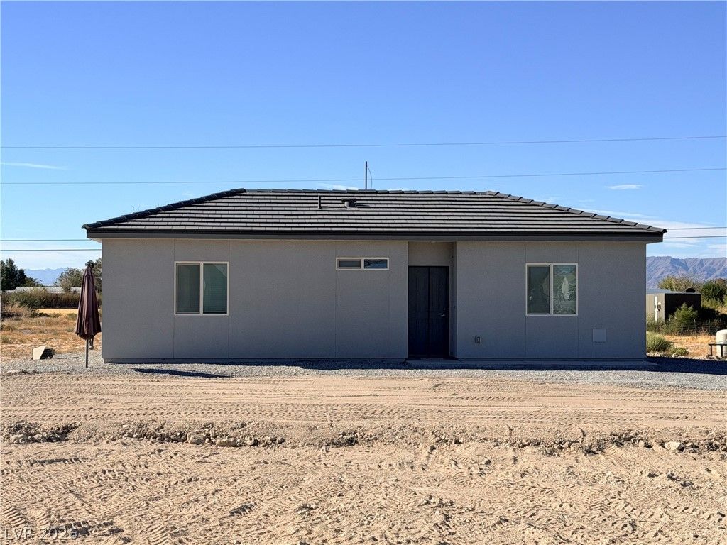 111 Jarvis Unit B Casita casita — photo 1 of 10