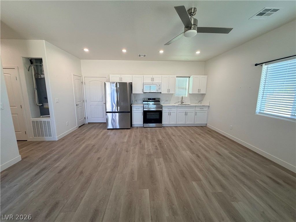 111 Jarvis Unit B Casita casita — photo 2 of 10