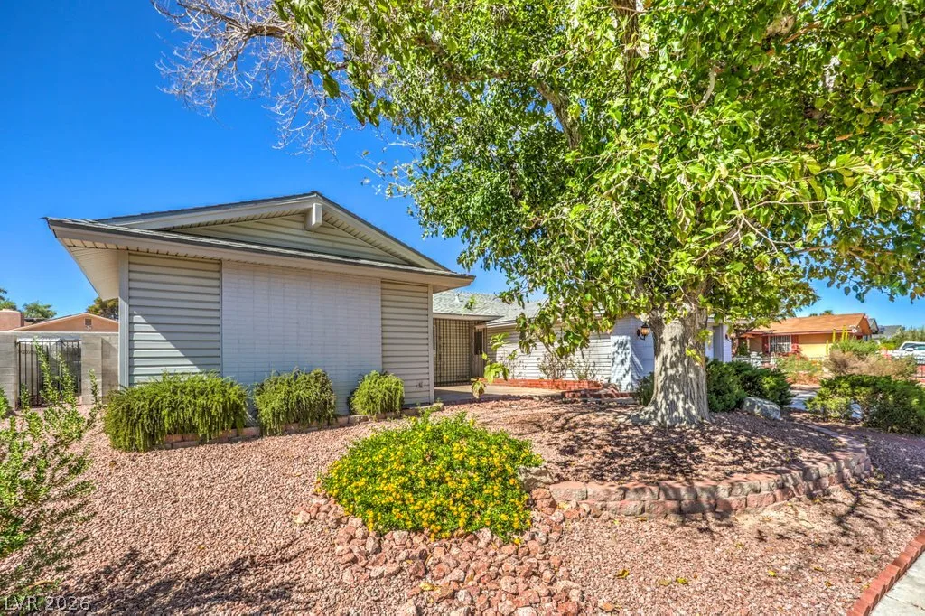 4943 Monterrey Avenue — photo 4