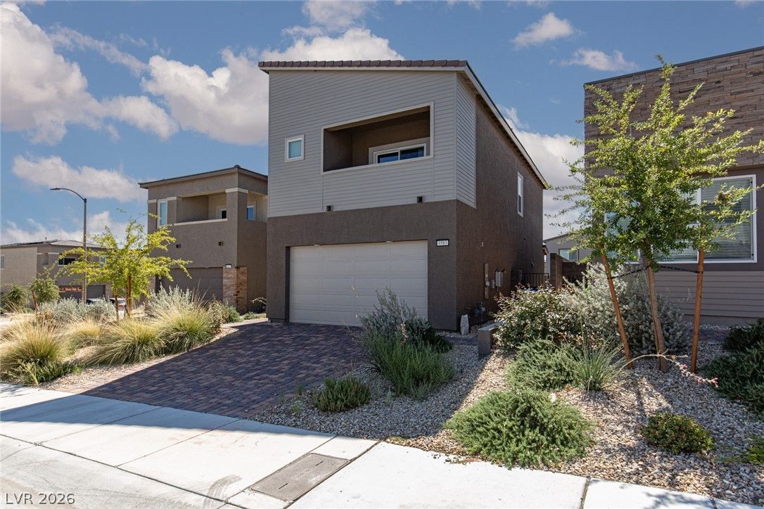 9583 Noah Pointe Avenue — photo 1