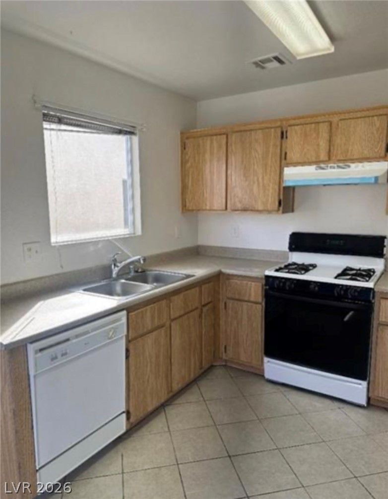 3130 Flower Garden Court — photo 2