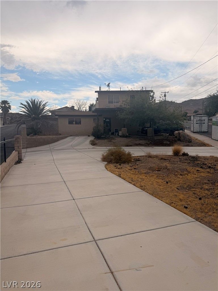 301 Lakeview Drive — photo 1 of 16