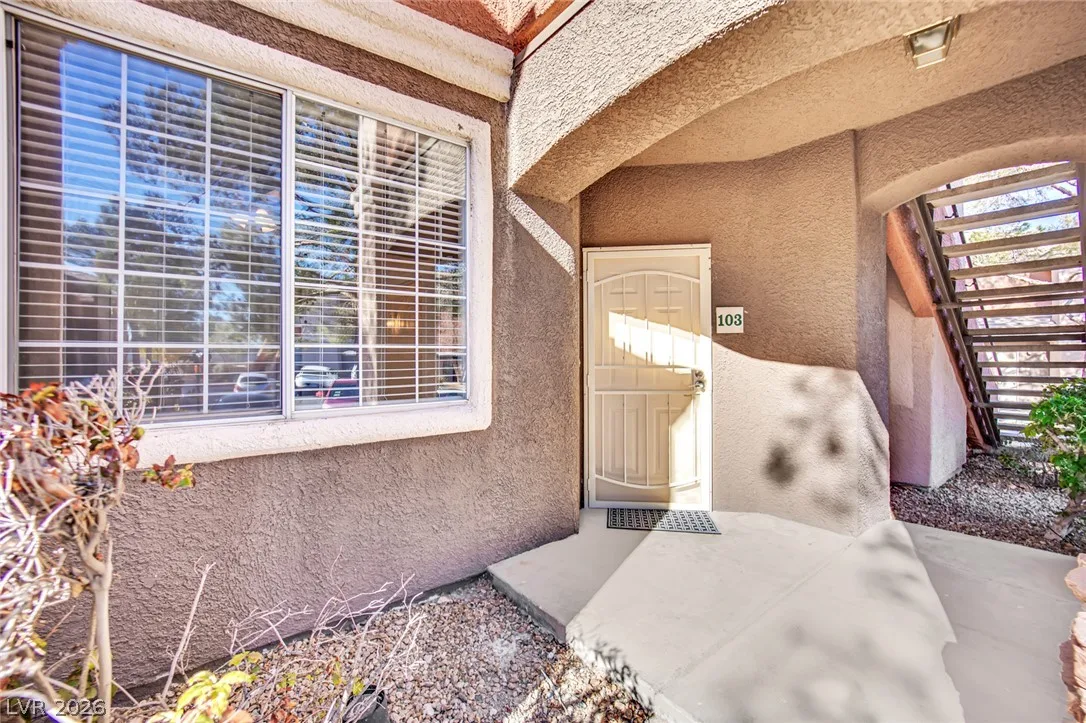 1505 Truett Street 103 — photo 4