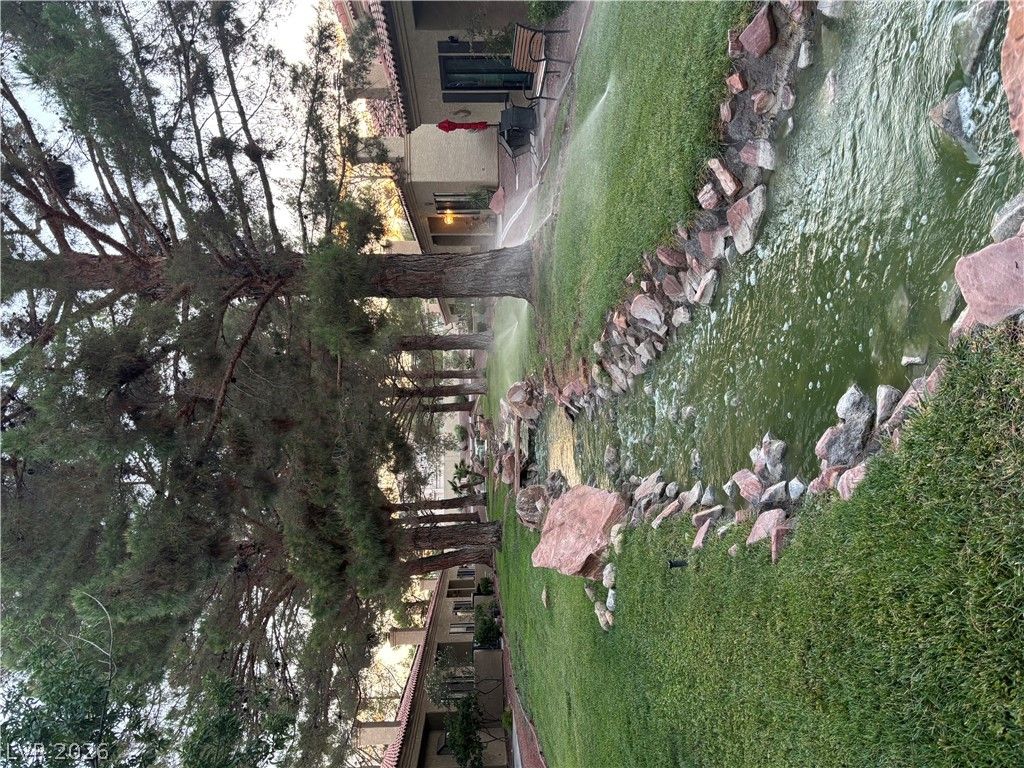 Photo 32