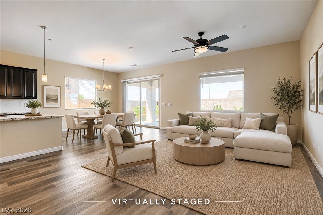 647 Longfeather Street — photo 4