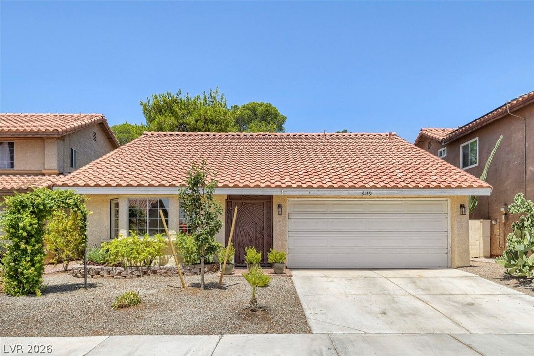 3149 Mediterranean Drive — photo 3 of 40