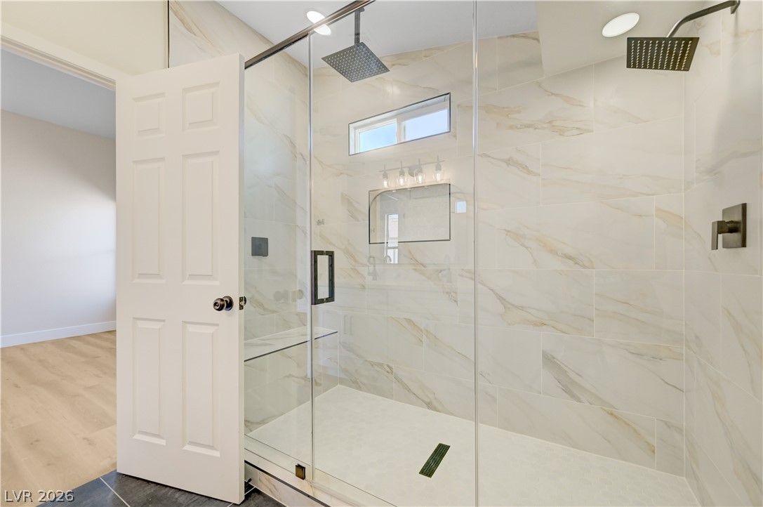 942 Anchor Drive — photo 2