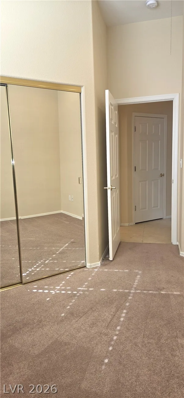 2057 KING MESA Drive — photo 4