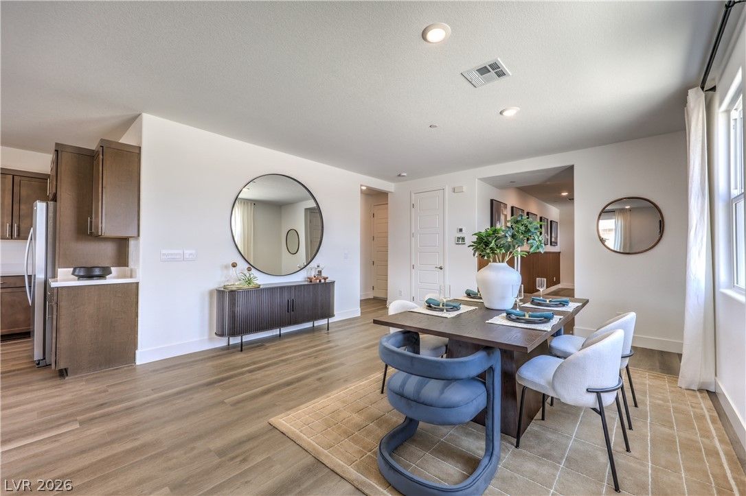908 Kassie Lake Way — photo 5 of 36