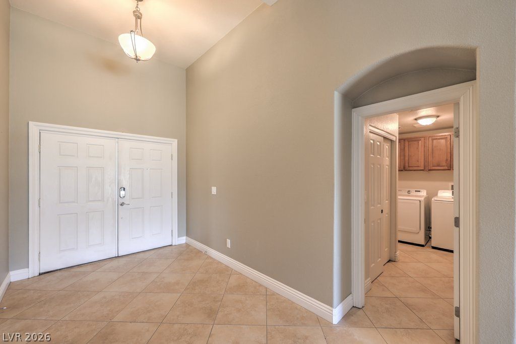 10232 Cowboys Dream Street — photo 3 of 29
