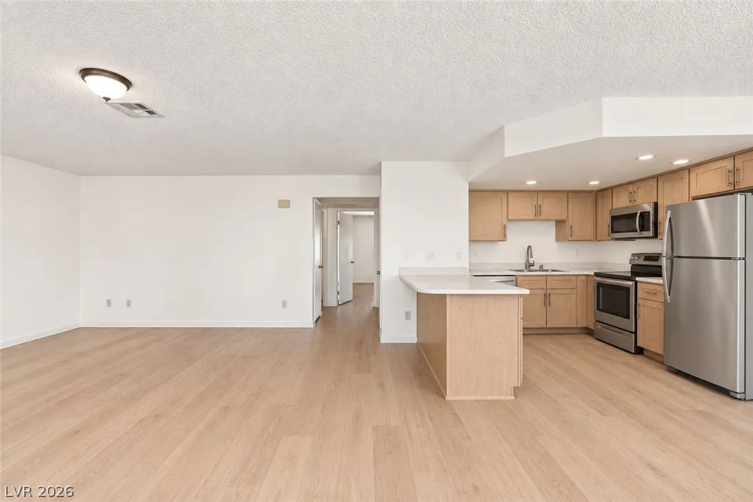 2713 Otter Creek Court 102 — photo 2