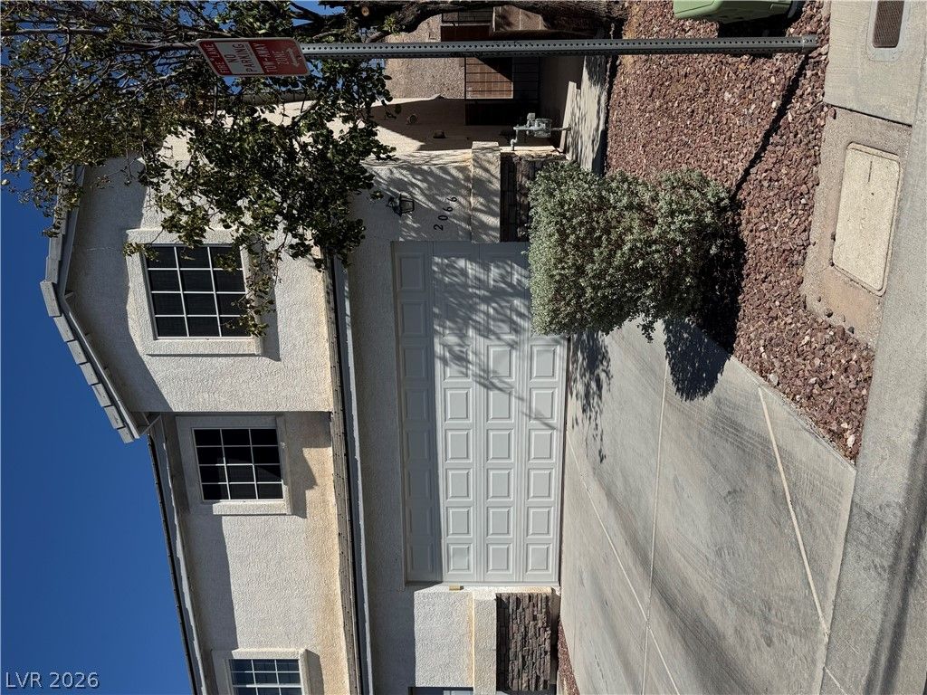 2066 Cary Grant Court