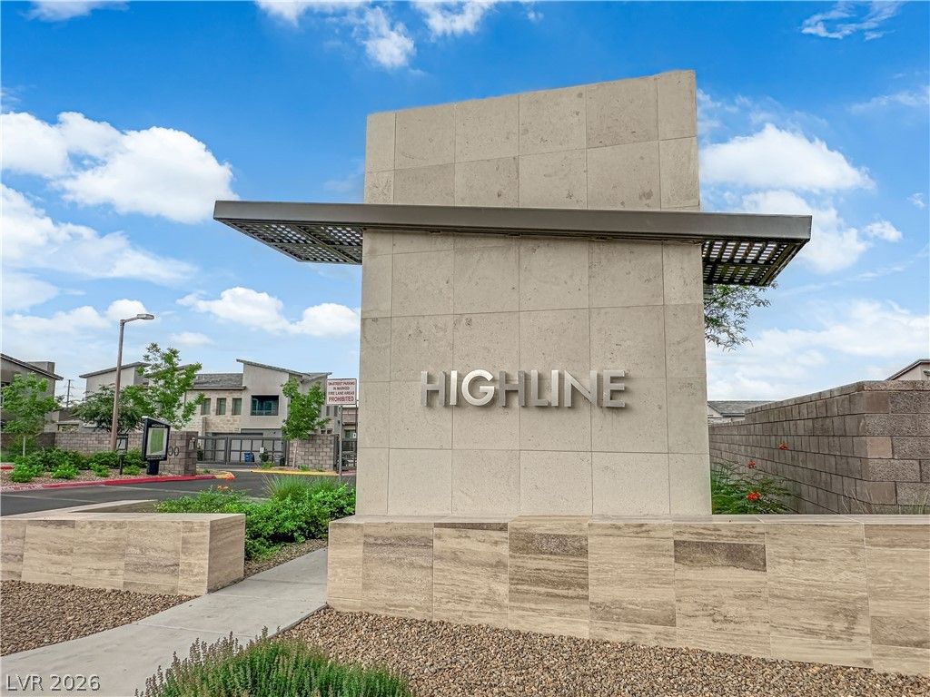 600 North Carriage Hill Drive 1048 — photo 5