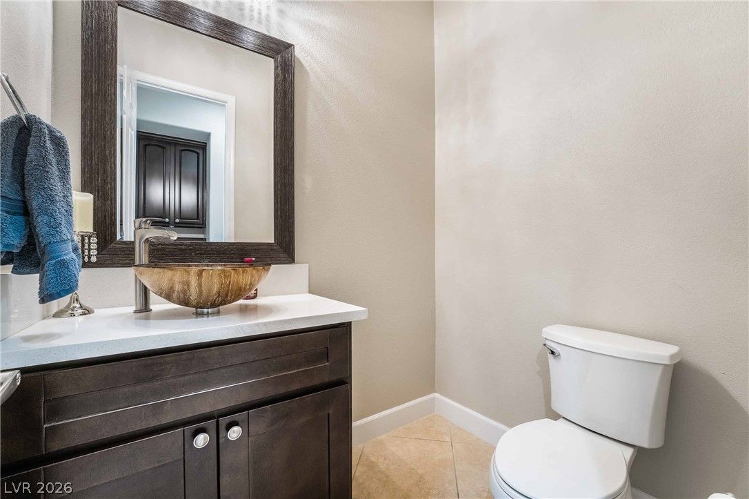 2475 Blackcraig Street — photo 3