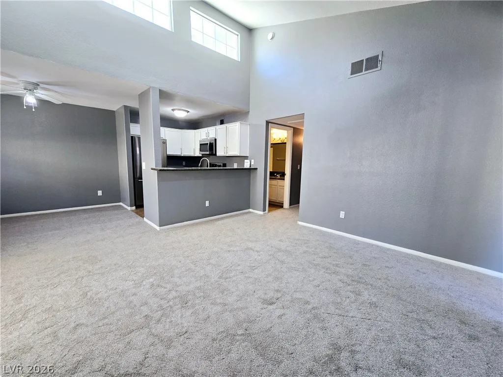 9325 West DESERT INN Road 229 — photo 5