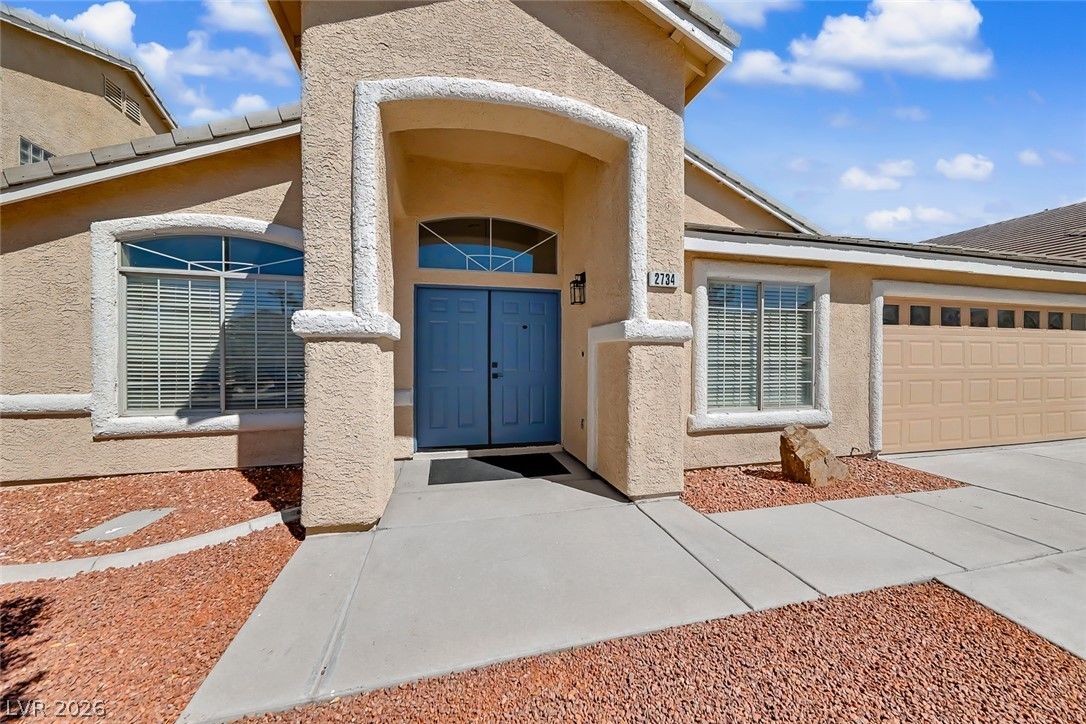 2734 Enchanted Isle Street — photo 3