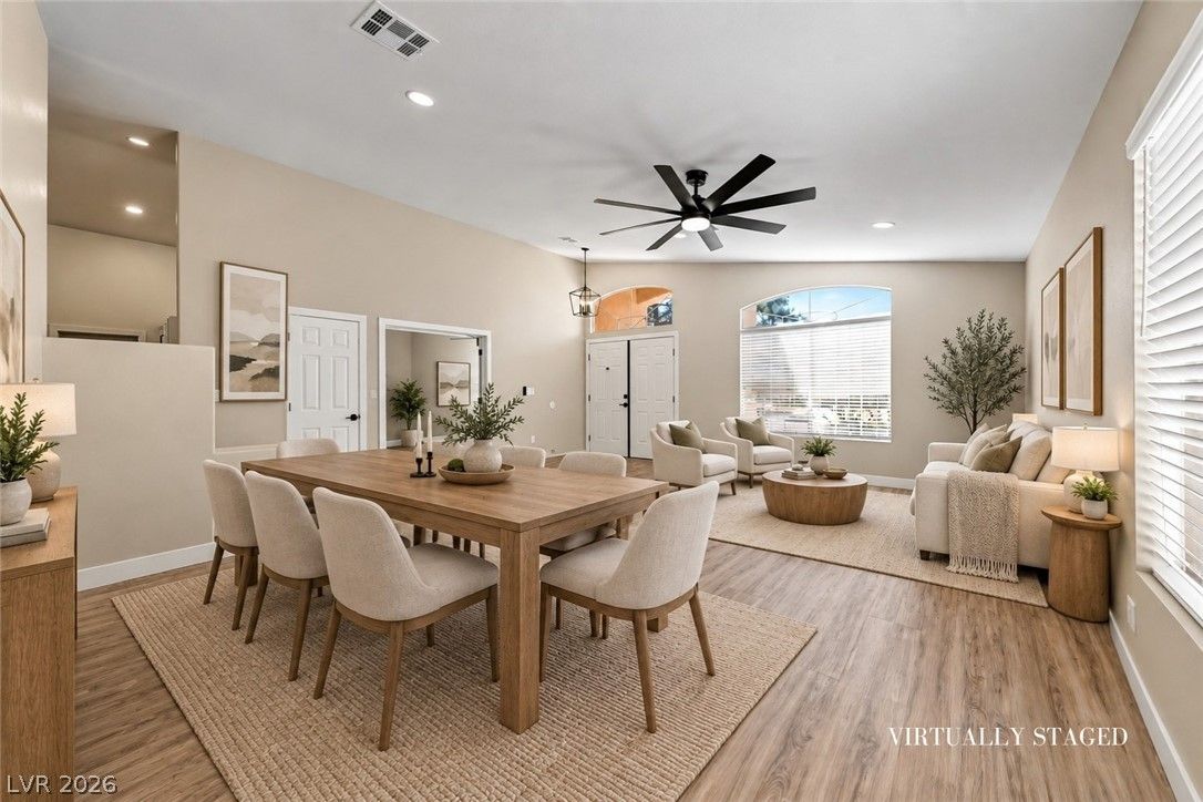2734 Enchanted Isle Street — photo 4