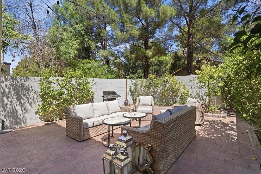 6250 West Flamingo Road 93 — photo 3
