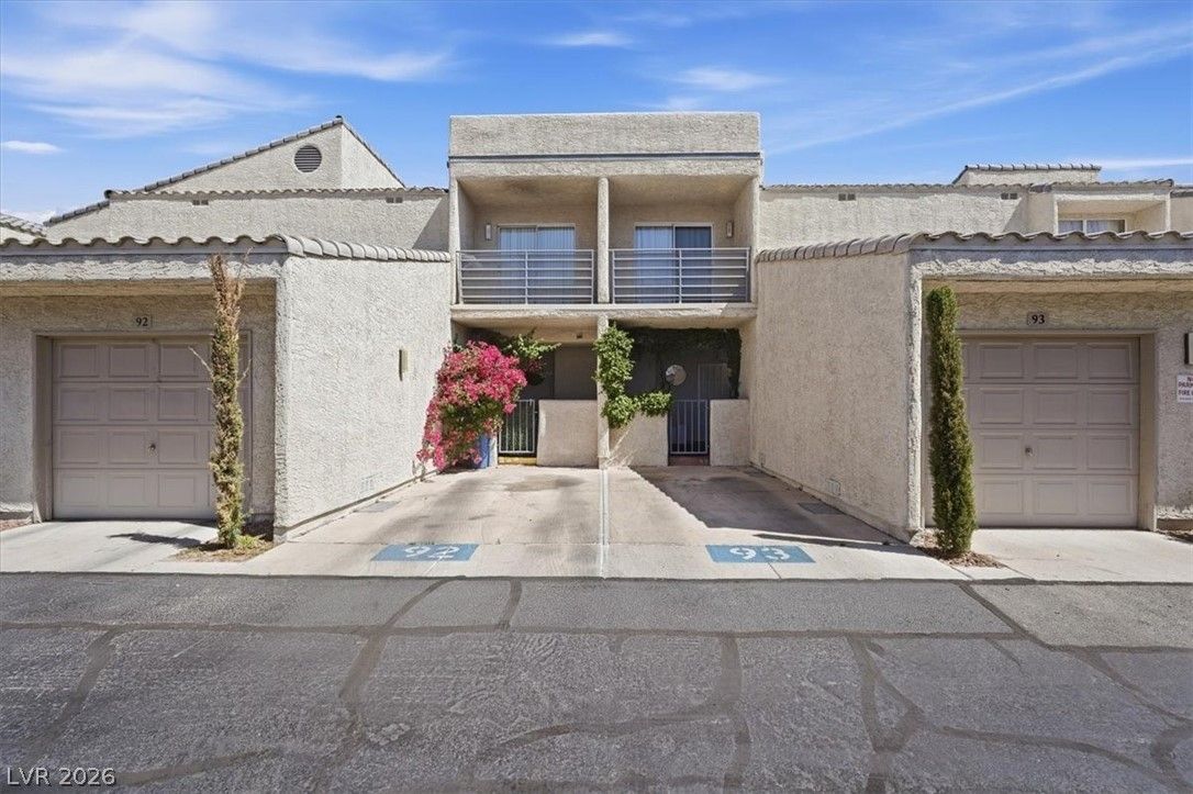 6250 West Flamingo Road 93 — photo 4