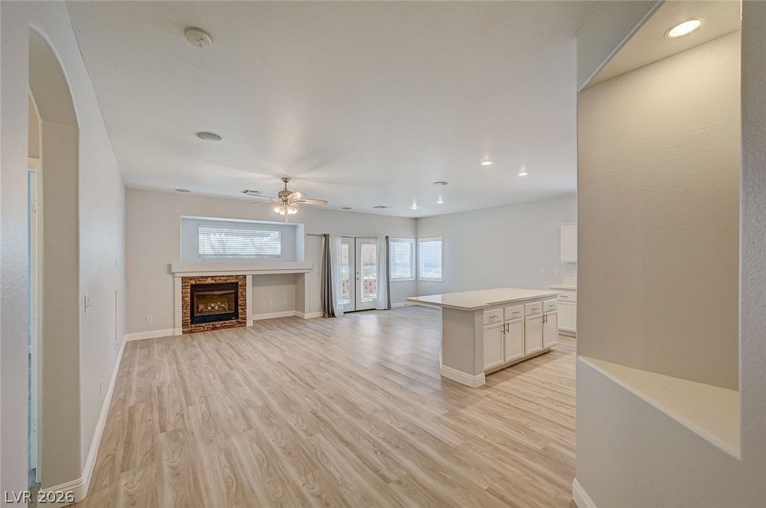 10661 Bardilino Street — photo 4
